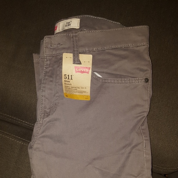 ⭕⭕LEVIS BRAND NEW LEVIS JEANS - Picture 3 of 4